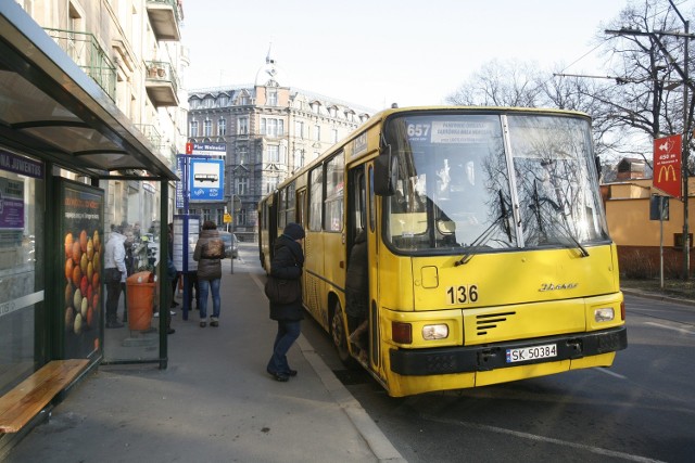 Na linii 657 ikarusy już nie jeżdżą. Ale na 7, 77, 149 i 296 - tak