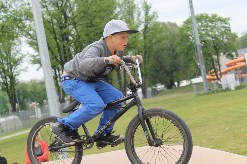 Pokaz ekstremalnej jazdy na skateparku [FOTO]