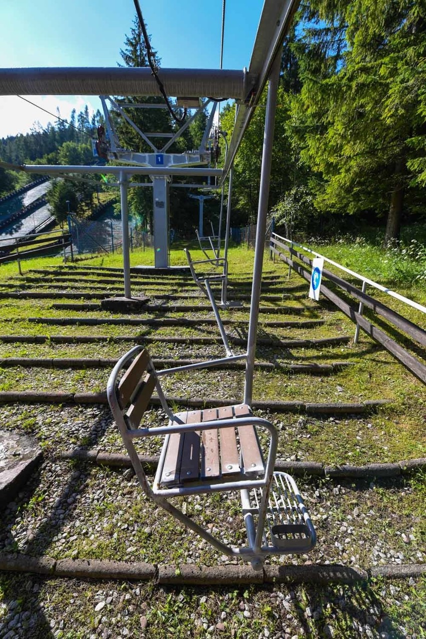 Zakopane. Po 5 latach przerwy uruchomiono wyciąg dla skoczków na średniej skoczni [ZDJĘCIA]