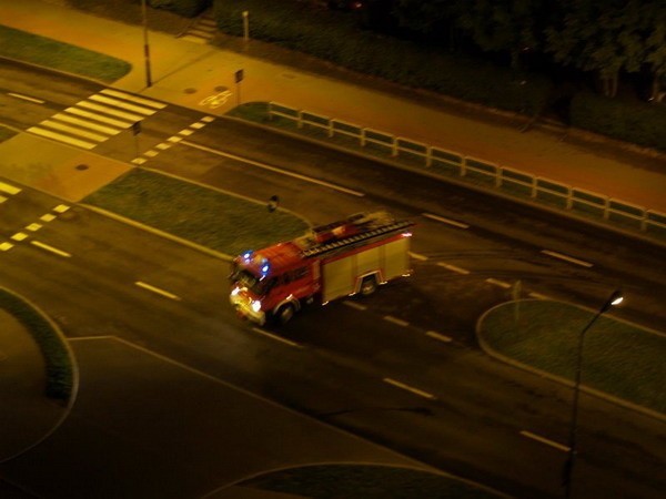 Zdjecia z akcji gaśniczej w bloku przy ul. Królowej Jadwigi 1 w Slupsku nadeslane przez naszych internautów.