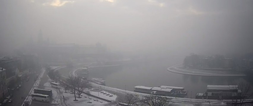 Smog w Krakowie przysłonił miasto.