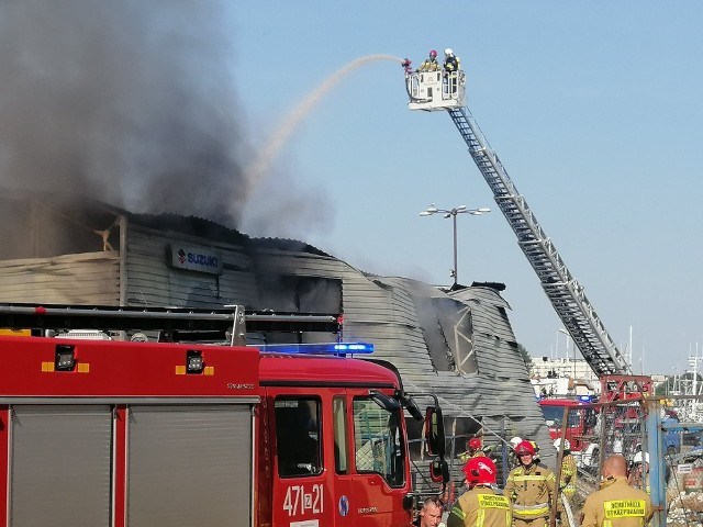 Pożar w porcie w Kołobrzegu