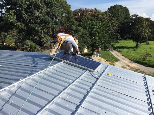 Wkrótce będzie montaż instalacji fotowoltaicznych na dachach domów jednorodzinnych