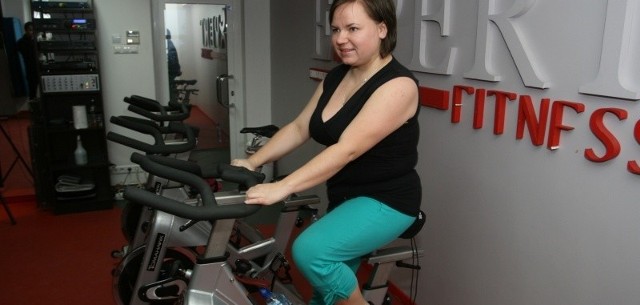 Rower, nie tylko stacjonarny, to teraz wielkie hobby pani Ani.