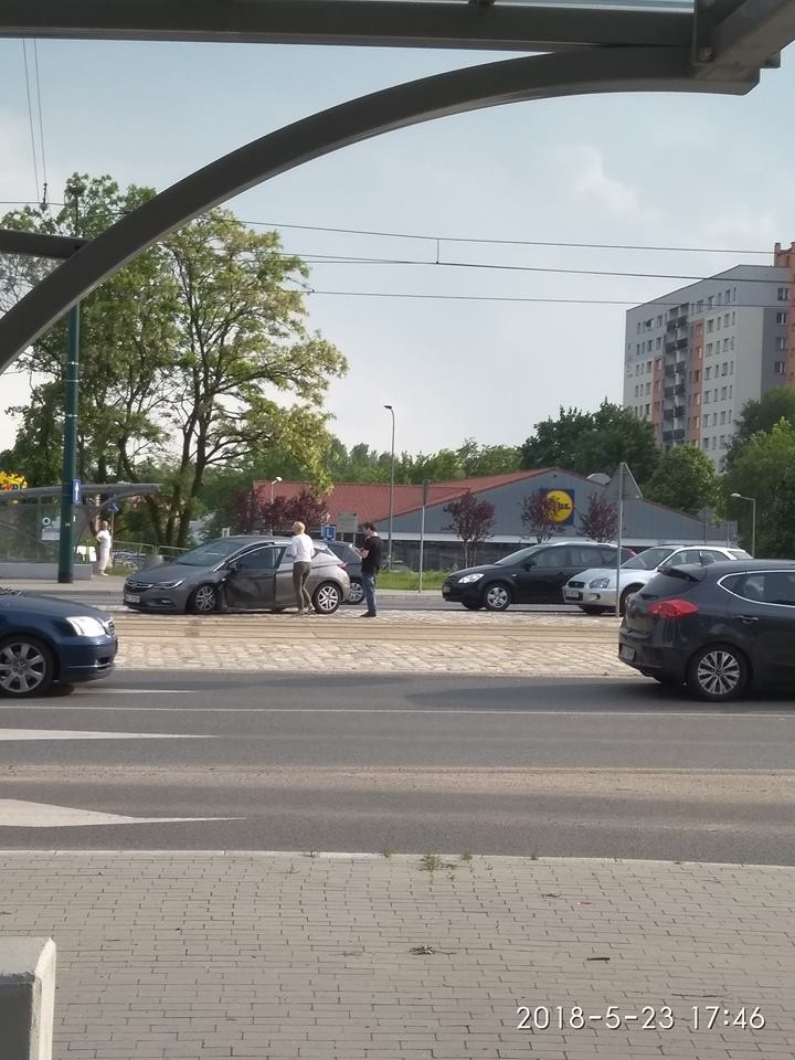 Sosnowiec: wypadek na ulicy Piłsudskiego ZDJĘCIA