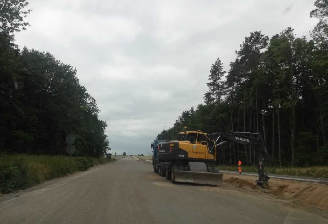 Najbardziej zaawansowane są od  Wąbrzeźna do Trzcianek i od Stolna do Krusina