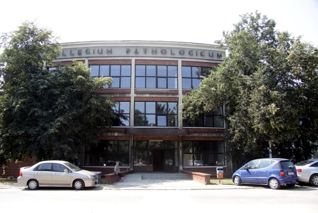 Budynek Collegium Medicum na ul. Jaczewskiego 8