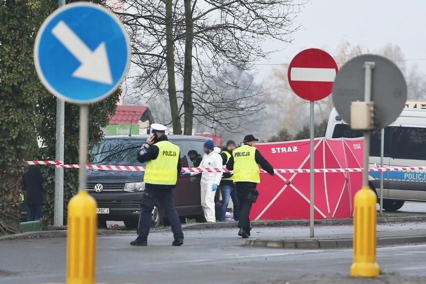 Strzelanina pod Wrocławiem. Nie żyje policjant i gangster [ZDJĘCIA]