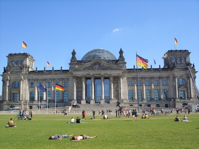 VIII LO słynie z klas dwujęzycznych z niemieckim. Ich uczniowie mają bogatą wiedzę o naszym zachodnim sąsiedzie - w tym o działaniu parlamentu Niemiec.