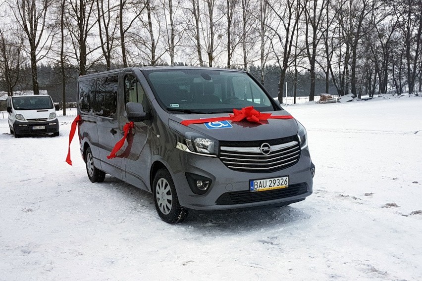 Niepełnosprawni będą jeździć komfortowo. Środowiskowy Dom Samopomocy w Kuriance otrzymał samochód