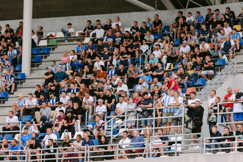 Mecz Stali Rzeszów z Ruchem Chorzów oglądało 5102 fanów. Zobacz ZDJĘCIA KIBICÓW z Rzeszowa i Chorzowa