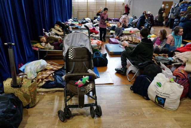 W Polsce może być nawet 1,8 mln uchodźców z Ukrainy. Zdaniem szefa kancelarii premiera jest niemal pewne, że w końcu powstanie unijny fundusz wsparcia dla krajów, które przyjęły uchodźców w Ukrainy