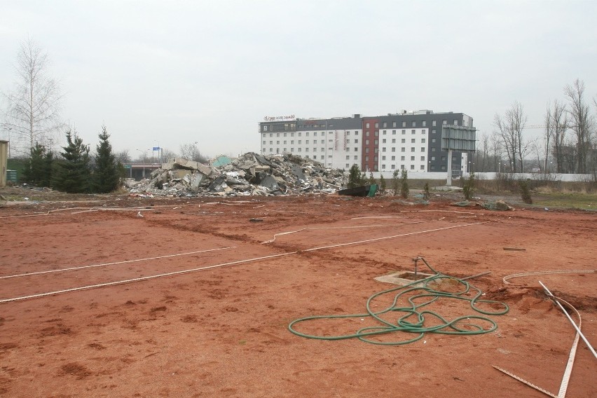 Korty tenisowe w Katowicach zostały zaorane