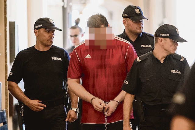 Marcin Ch. z Samociążka, oskarżony o zabicie żony ze szczególnym okrucieństwem, wciąż siedzi w areszcie