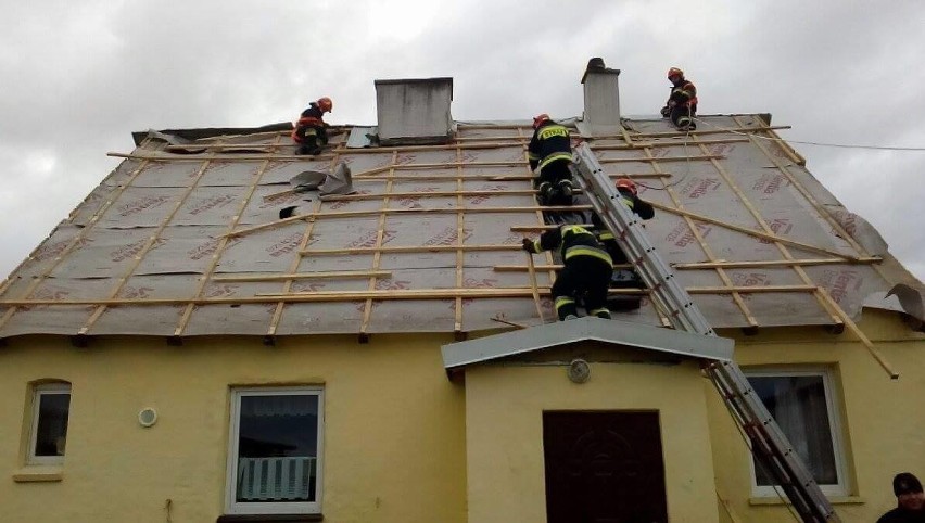 Zerwany dach w domu rodziny z Gostkowa