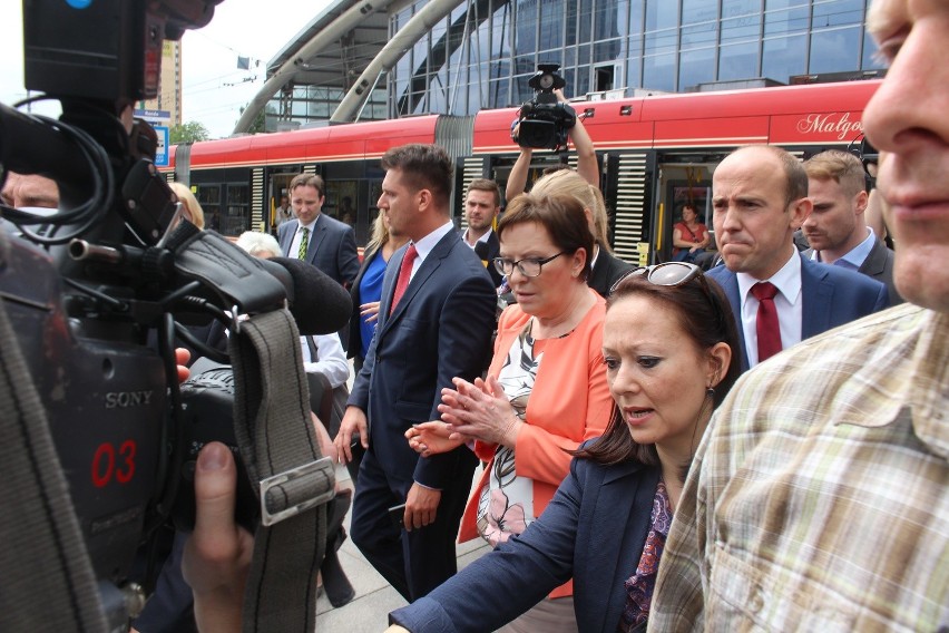 Premier Ewa Kopacz przed Okiem Miasta w Katowicach