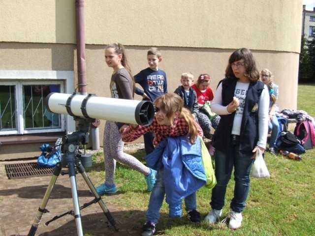 Uczniowie z Lipia i Parzymiech obserwowali tranzyt Merkurego