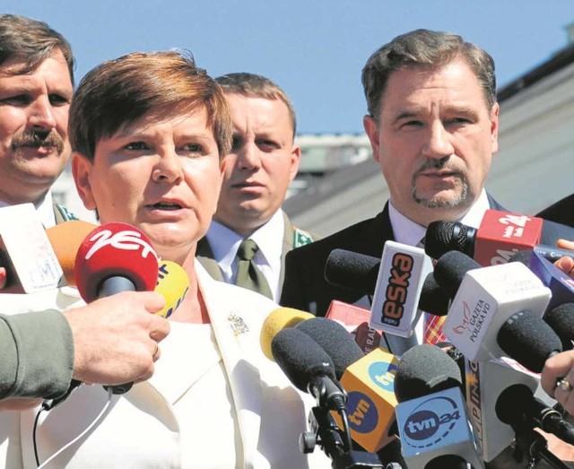 Premier Beata Szydło z Piotrem Dudą, szefem „Solidarności”