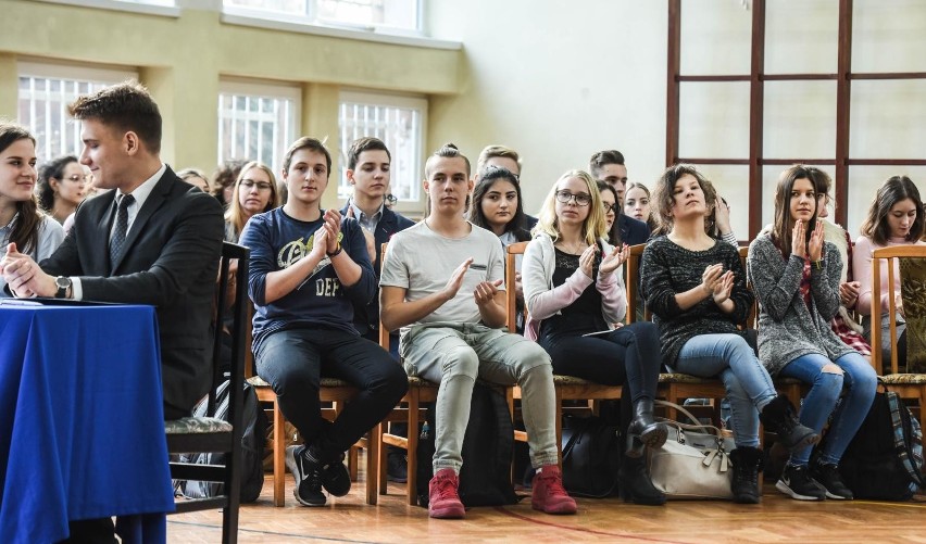 W czwartek (31 stycznia) w III Liceum Ogólnokształcącym...