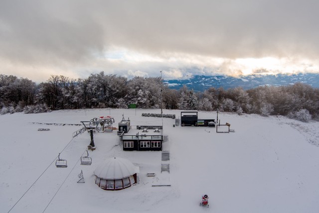 W ten weekend startuje sezon zimowy w Szczyrk Mountain Resort. Zobacz, kiedy rozpocznie się białe szaleństwo w innych beskidzkich ośrodkach.
