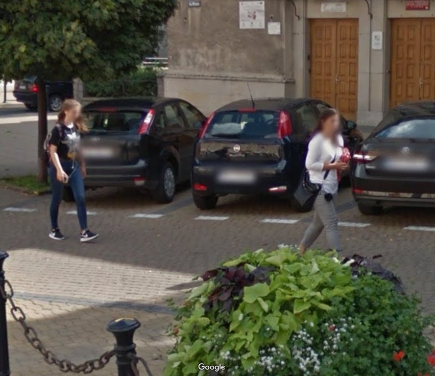 Modnie i stylowo? Tak ubierają się mieszkańcy Lublina. Zobacz codzienne stylizacje lublinian w Google Street View