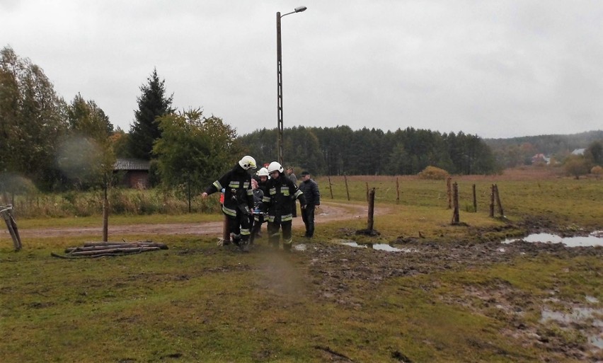 Strażacy z OSP Krynki zostali zadysponowani do pomocy...