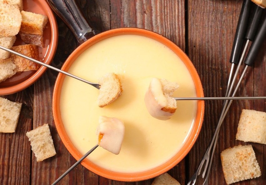 Z sera mazdamer uda się fondue.