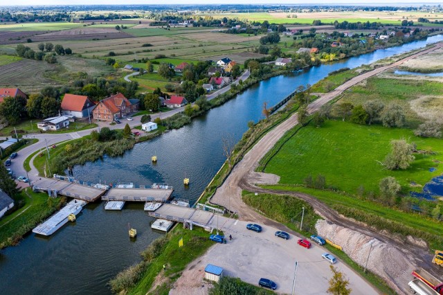 Nabiera tempa budowa drogi wodnej łączącej Zalew Wiślany z Zatoką Gdańską. Zobacz zdjęcia >>>