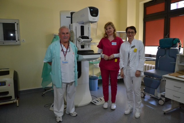 Na badania mammograficzne do Szpitala Wojewódzkiego w Tarnobrzegu zachęca Bogdan Pawlak ze swoim zespołem
