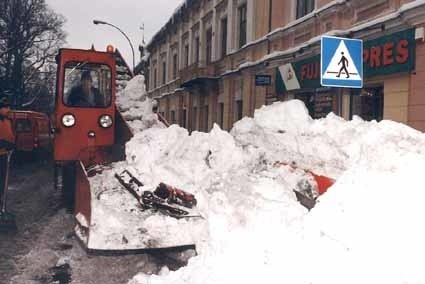 W Bieszczadach zarabiają na białym puchu, ale tak naprawdę wielkie opady śniegu nikomu nie są potrzebne.