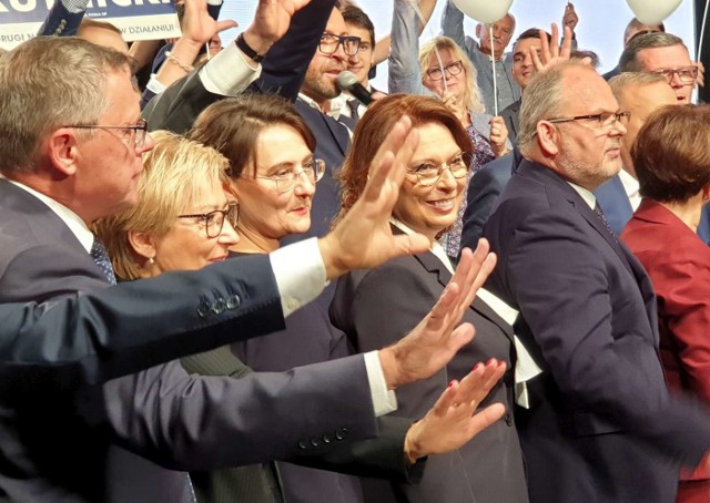 Na sobotniej konwencji Koalicji Obywatelskiej w Poznaniu pojawili się liderzy KO – Grzegorz Schetyna i kandydatka na premiera – Małgorzata Kidawa-Błońska.