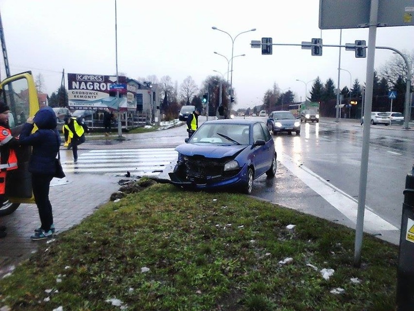 Na skrzyżowaniu Lwowskiej i Olbrachta w Rzeszowie zderzyły się 2 auta