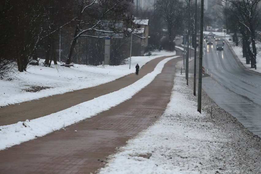 Dobre wieści dla pieszych i kierowców. Prace drogowe przy ulicy Mieszka I w Szczecinie zakończone!