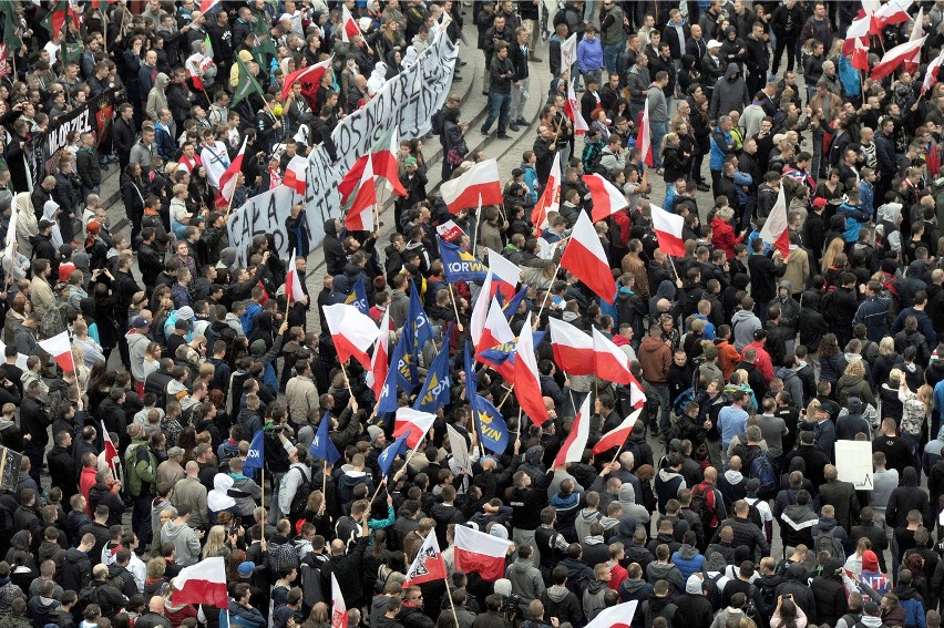 12.09.2015 warszawa plac zamkowy manifestacja onr narodowcy...