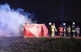 Koszmarny wypadek na obwodnicy Opola: koszykarki wracały z meczu w Wodzisławiu. Bus stanął w płomieniach po zderzeniu z osobówką