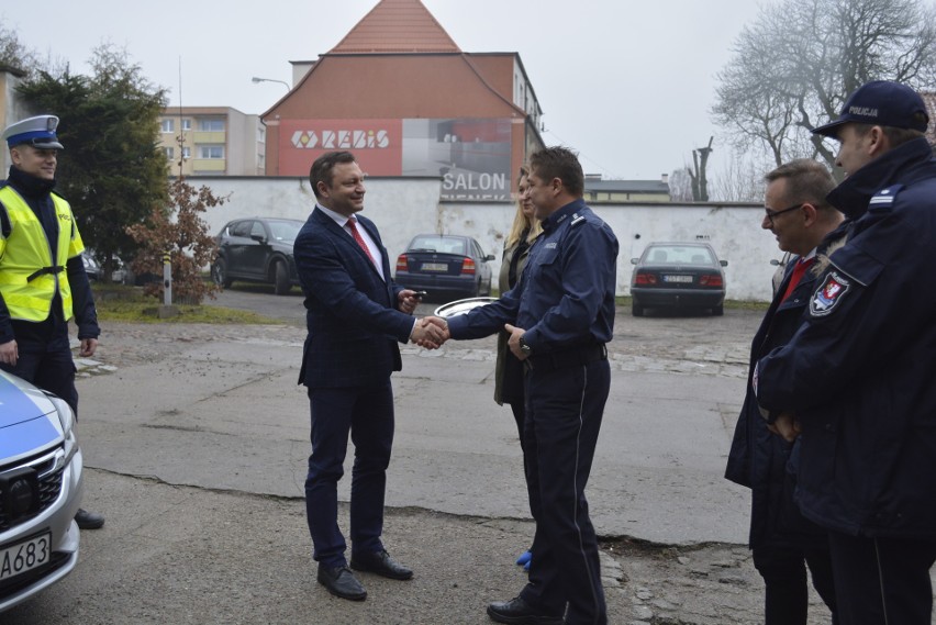 Tuż przed świętami sławieńska policja wzbogaciła się o dwa...