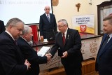Minister Andrzej Adamczyk odznaczony za zasługi dla ziemi miechowskiej
