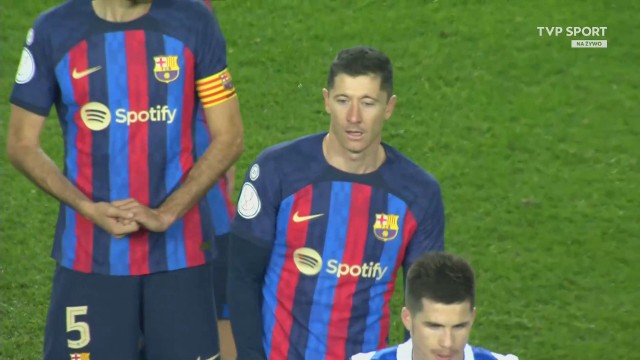 Lewandowski bez gola, Barcelona w półfinale. Mecz jak walka w MMA