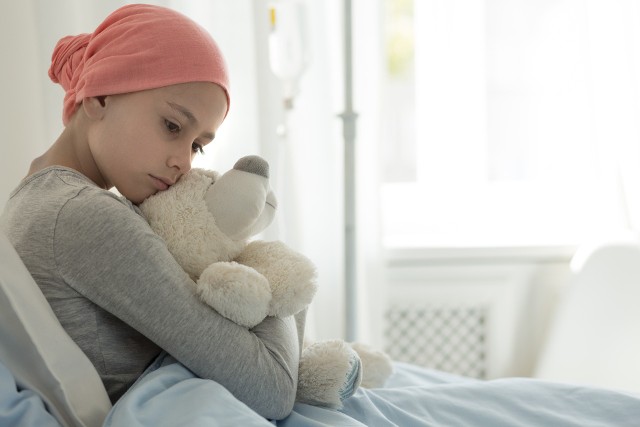 W trakcie leczenia onkologicznego dziecka nie można zapomnieć o zapewnieniu mu właściwych warunków do rozwoju i powrotu do normalnego życia.