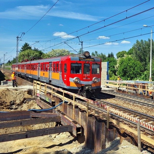 Budowa nowego przejścia podziemnego przy przystanku Kraków Mydlniki Wapiennik
