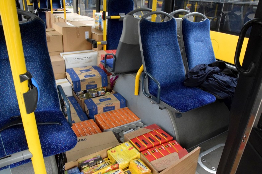 Miejskie Przedsiębiorstwo Komunikacji w Kielcach podarowało cztery autobusy Ukrainie. Pojadą do Winnicy i Równego   