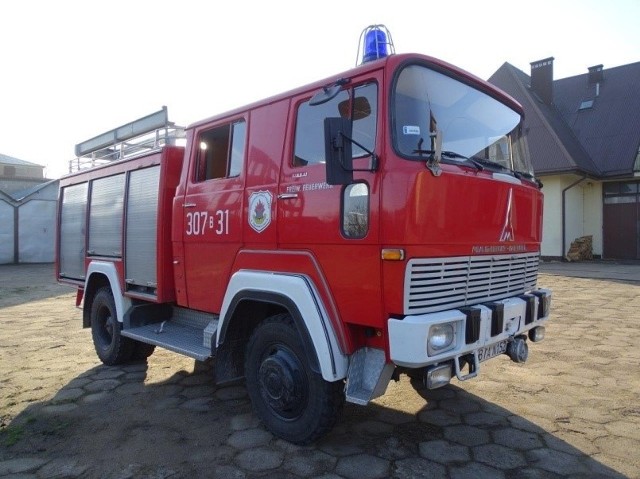 Urząd miasta sprzedaje pojazd pożarniczy. Można składać pisemne oferty na zakup samochodu marki Magirus-Deutz
