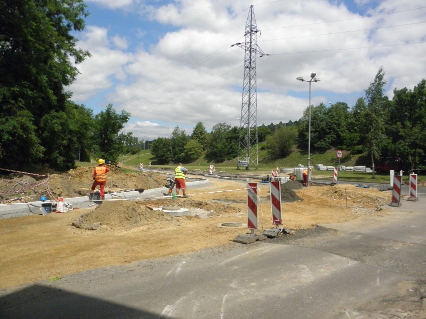 Świętochłowice: Utrudnienia dla kierowców na ul. Żołnierskiej z wjazdem na DTŚ