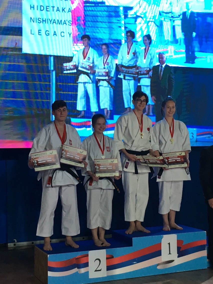 19 medali reprezentantów Krakowskiego Klubu Karate Tradycyjnego w Belgradzie