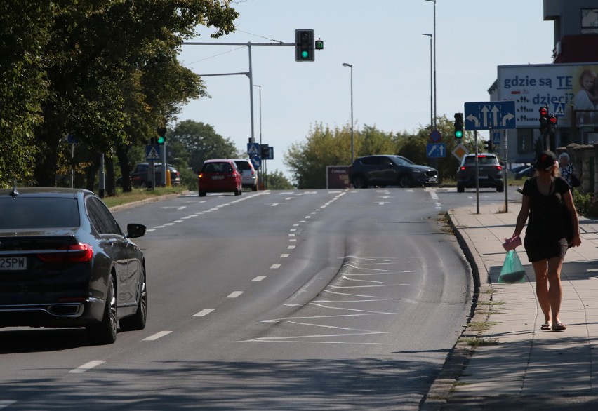 Przez Witkiewicza w Szczecinie pojedziemy bezpieczniej i bardziej komfortowo. Znikną koleiny przy przystanku autobusowym