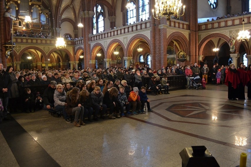 Zabrze: Liturgia Męki Pańskiej w kościele św. Anny