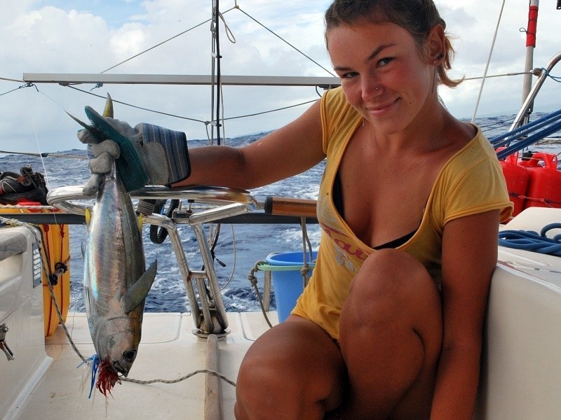 Marta Makulec prezentuje tuńczyka, którego złapali zaraz po...