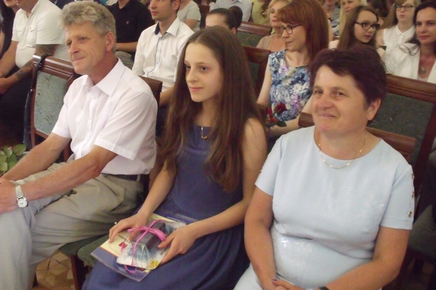 Najlepsi uczniowie z gminy Opatów wyróżnieni przez burmistrza
