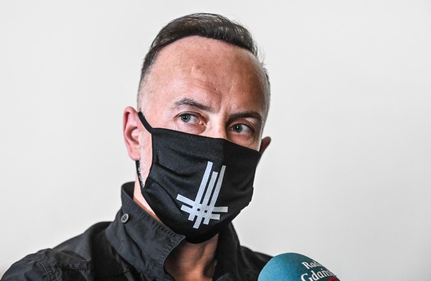 „Nergal” wrócił przed sąd za orła z odwróconym krzyżem