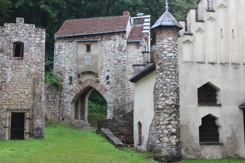 Akademia Górniczo-Hutnicza im. S. Staszica w Krakowie będąca...